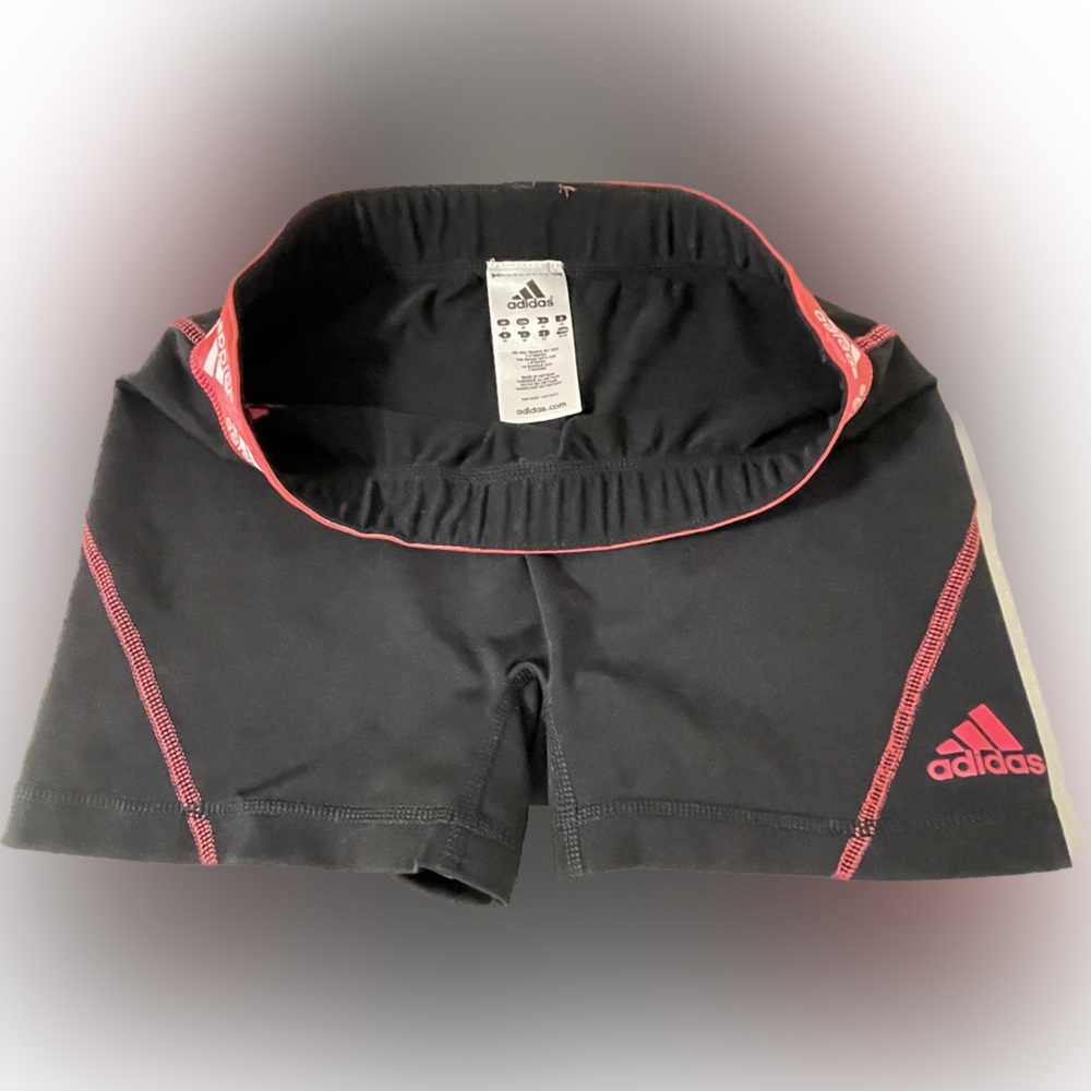 💥 SALE 💥 ADIDAS Size Medium Black & Pink/Coral Color Shorts Excellent Condition - Picture 6 of 9
